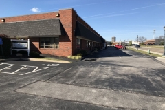 1227 Hanley Industrial 32,000 SQ. FT. 